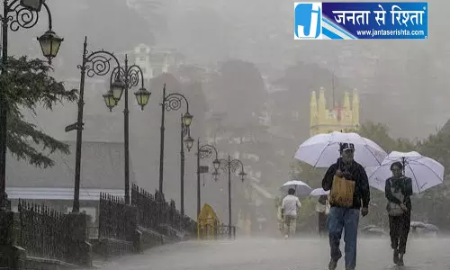 Himachal में भारी बारिश से 85 सड़कें बंद Himachal में भारी बारिश से 85 सड़कें बंद