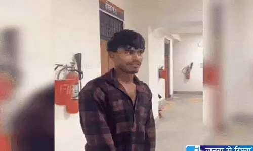 थाने में फिल्मी अंदाज में रील बना रहा था युवक वीडियो वायरल होते ही मचा बवाल