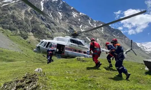 रूस के उत्तरी काकेशस में हिमस्खलन: 11 की मौत, 6 लापता