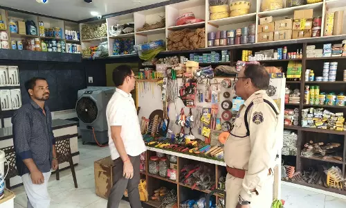 नाबालिगों को चाकू-छुरी बेचने वालों पर होगी कार्रवाई, खैरागढ़ पुलिस का विशेष अभियान