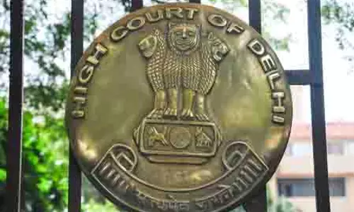 सत्य निकेतन हादसे पर सख्त दिल्ली हाईकोर्ट ने कहा-सरकार जिम्मेदारी से बच नहीं सकती, डीयू समेत 6 को नोटिस सत्य निकेतन हादसे पर सख्त दिल्ली हाईकोर्ट ने कहा-सरकार जिम्मेदारी से बच नहीं सकती, डीयू समेत 6 को नोटिस