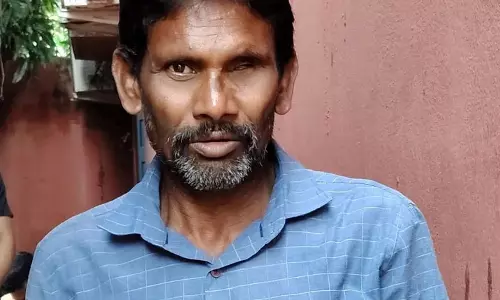सोते समय रिश्तेदार पर कुल्हाड़ी से किया था हमला, हत्या के दोषी को उम्रकैद सोते समय रिश्तेदार पर कुल्हाड़ी से किया था हमला, हत्या के दोषी को उम्रकैद