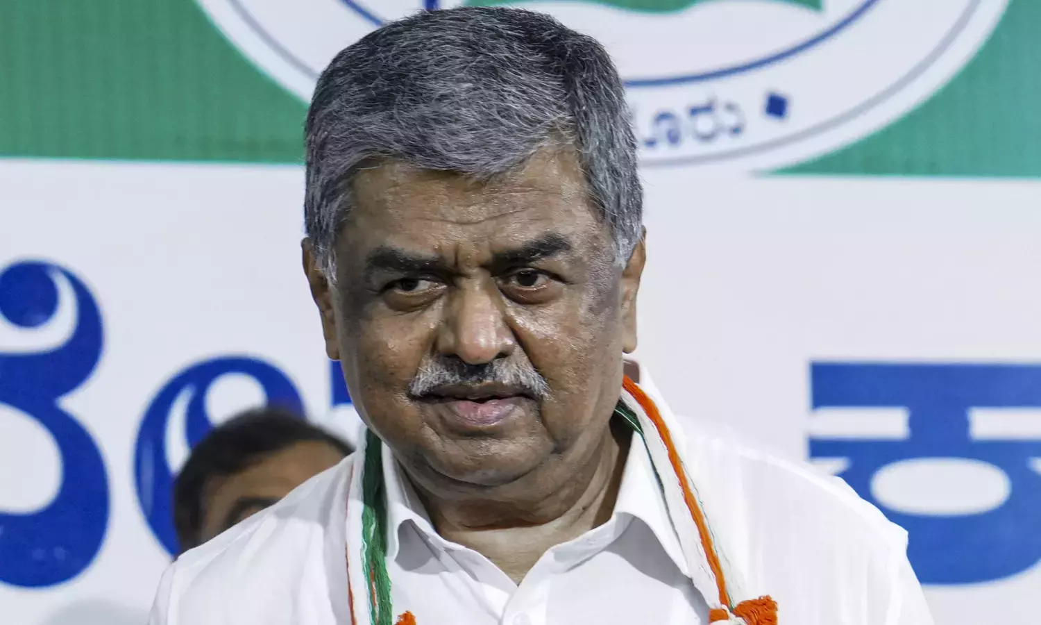 Karnataka: येदियुरप्पा जूनियर को आगे लाने के लिए सशुल्क यात्रा: भाजपा पदयात्रा पर बीके हरिप्रसाद