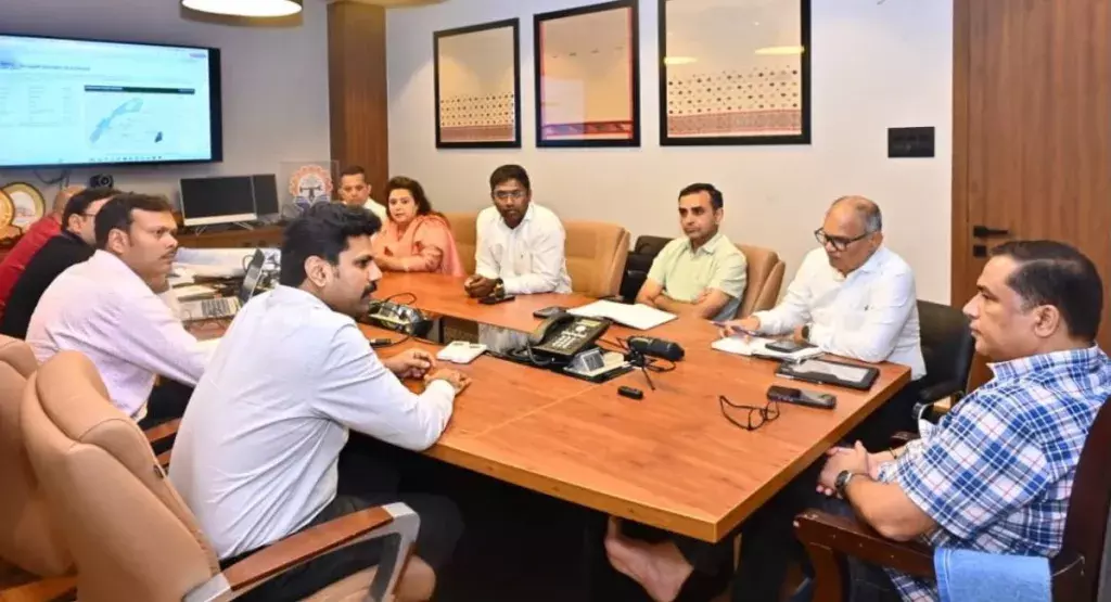 डिब्रूगढ़ में 534 करोड़ रुपये की वाइल्डलाइफ सफारी और रेस्क्यू सेंटर की योजना डिब्रूगढ़ में 534 करोड़ रुपये की वाइल्डलाइफ सफारी और रेस्क्यू सेंटर की योजना