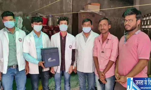 ट्रेन में मिली नेत्रहीन बच्ची ने बदल दी जिंदगी, 12 लोगों को मिली रोशनी