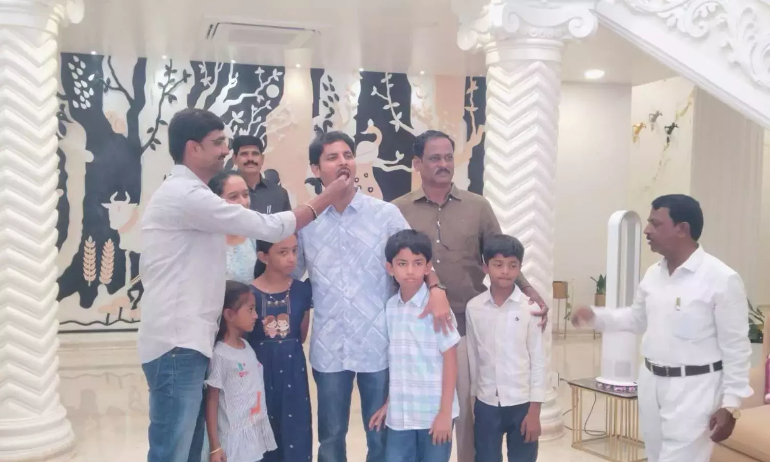 Andhra: पल्ले किशोर रेड्डी का जन्मदिन मनाया गया Andhra: पल्ले किशोर रेड्डी का जन्मदिन मनाया गया