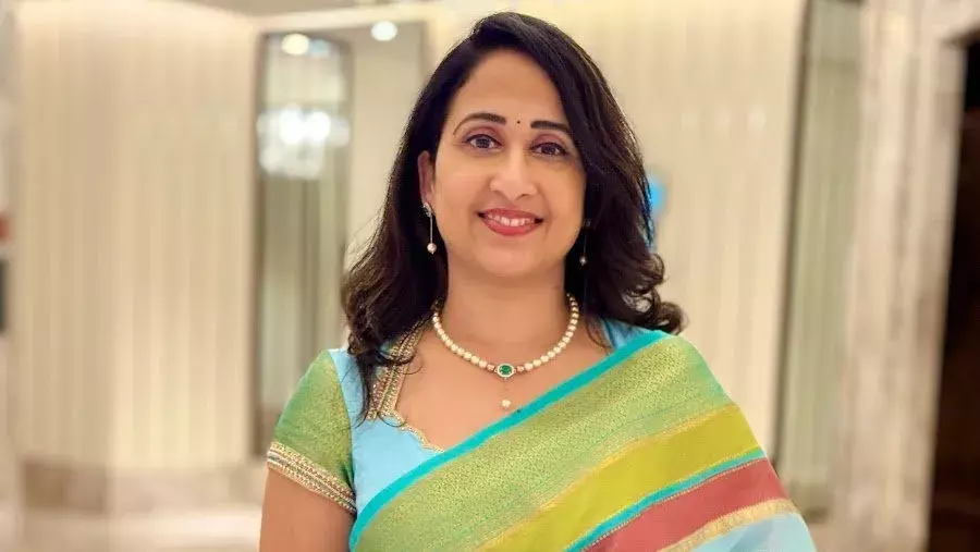UK जॉब फ्रॉड मामला: हैदराबाद एयरपोर्ट पर तेलुगु यूट्यूबर हिरासत में