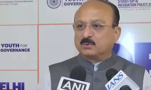 बिल्डिंग हादसे पर सियासत तेज आशीष सूद बोले लापरवाही की विरासत जिम्मेदार