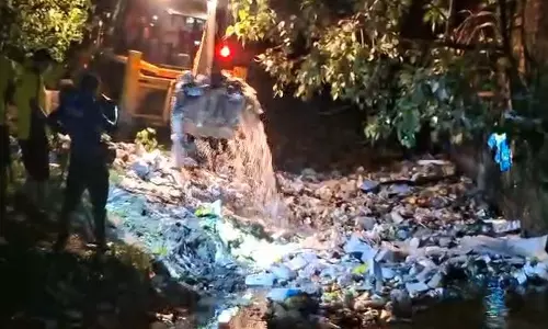 खेलते-खेलते नाले में गिरी दो बच्चियां, SDRF का तलाशी अभियान जारी