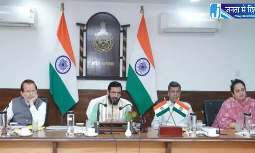 CM की बड़ी सौगात, 10वीं से 12वीं तक के छात्रों को मिलेंगे 5 लाख टैबलेट और डेटा सिम