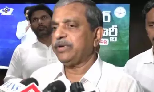 DSC भर्ती विवाद पर YSRCP का हमला नारा लोकेश के इस्तीफे की मांग DSC भर्ती विवाद पर YSRCP का हमला नारा लोकेश के इस्तीफे की मांग