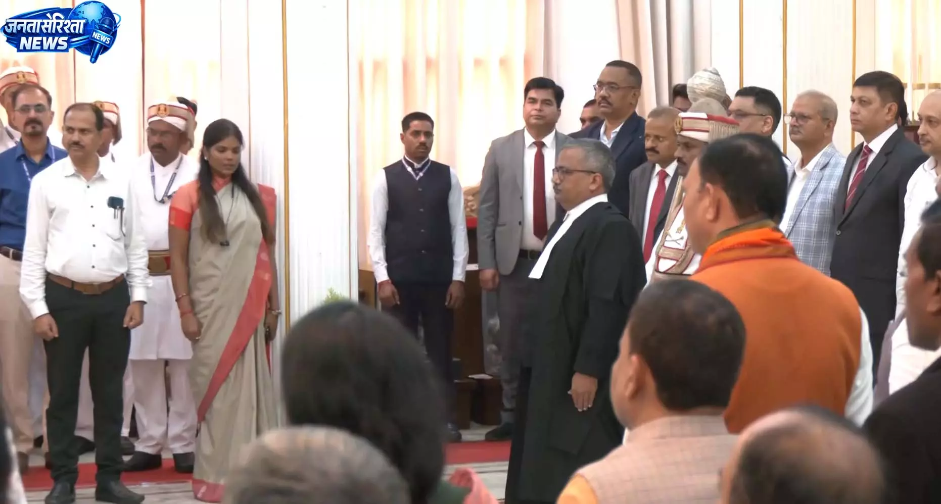 छत्तीसगढ़ के नए चीफ जस्टिस लोकभावन में शपथ ले रहे, देखें LIVE VIDEO... छत्तीसगढ़ के नए चीफ जस्टिस लोकभावन में शपथ ले रहे, देखें LIVE VIDEO...