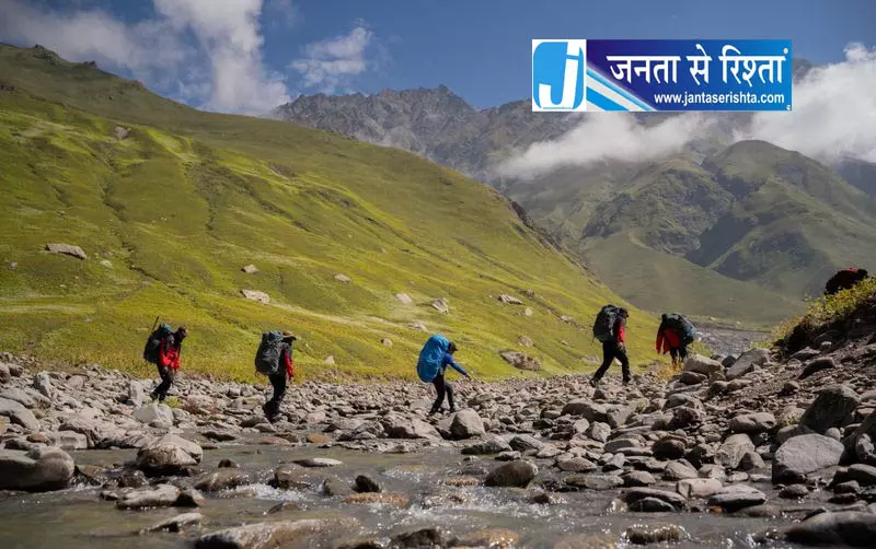 NCC गर्ल्स कैडेट्स ने 16,125 फीट ऊंचा भाभा दर्रा किया पार NCC गर्ल्स कैडेट्स ने 16,125 फीट ऊंचा भाभा दर्रा किया पार