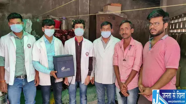 ट्रेन में मिली नेत्रहीन बच्ची ने बदल दी जिंदगी, 12 लोगों को मिली रोशनी ट्रेन में मिली नेत्रहीन बच्ची ने बदल दी जिंदगी, 12 लोगों को मिली रोशनी