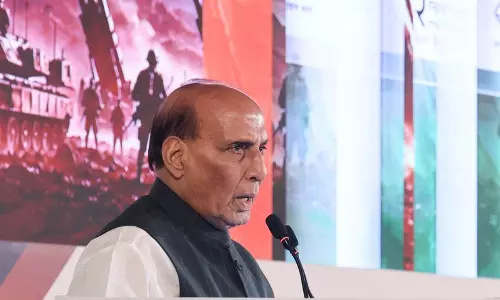 Delhi राजनाथ सिंह: सेनाओं को दुश्मन के घर में घुसकर वार की छूट