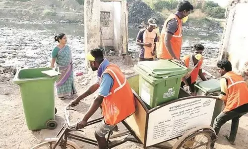Chandigarh: सफाई कर्मचारियों ने मुख्यमंत्री से हड़ताल मामले में हस्तक्षेप की अपील की Chandigarh: सफाई कर्मचारियों ने मुख्यमंत्री से हड़ताल मामले में हस्तक्षेप की अपील की