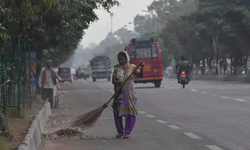 हरियाणा: हिसार, जिंद में 18 सफाई कर्मचारियों पर कार्रवाई हरियाणा: हिसार, जिंद में 18 सफाई कर्मचारियों पर कार्रवाई