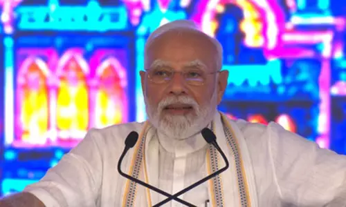 पीएम मोदी ने वडोदरा में 35 हजार करोड़ की परियोजनाओं का किया शिलान्यास और लोकार्पण