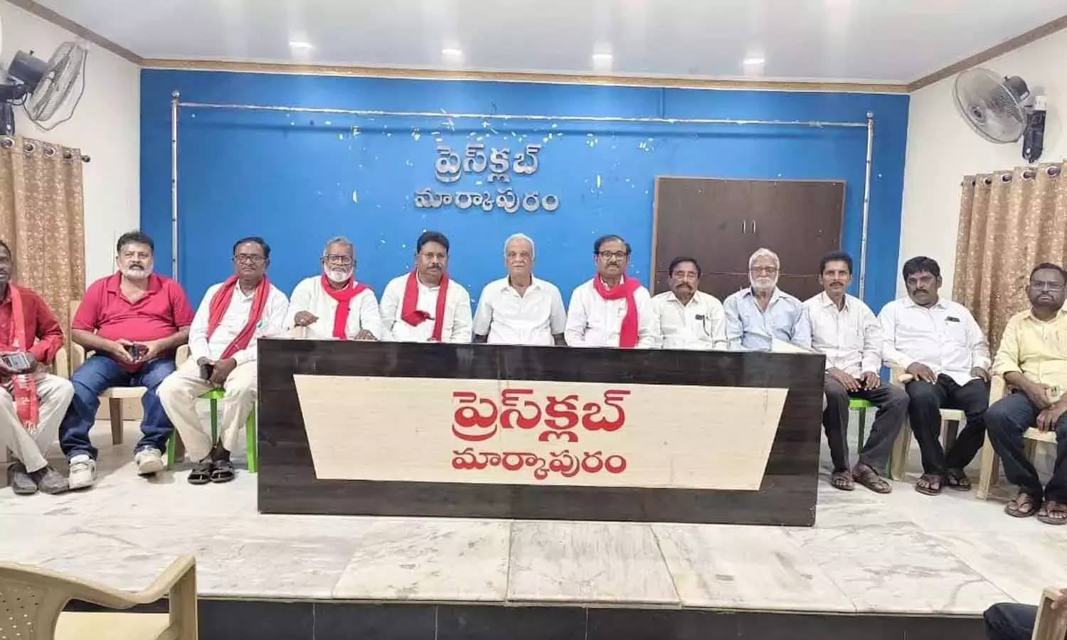 Andhra: CPI ने वेलिगोंडा प्रोजेक्ट पर सुब्बैया की मूर्ति लगाने की मांग की