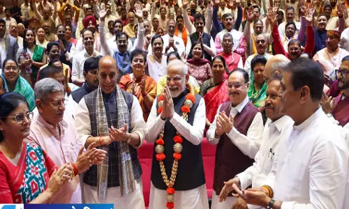 मोदी सरकार में बड़े बदलाव के संकेत NDA मीटिंग के बाद तेज हुई चर्चाएं