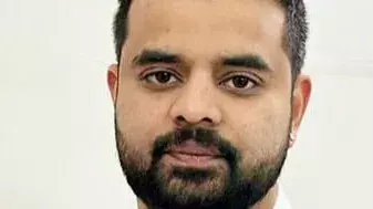 बेंगलुरु जेल कांड: फोन इस्तेमाल पर प्रज्वल रेवन्ना से कस्टडी में पूछताछ बेंगलुरु जेल कांड: फोन इस्तेमाल पर प्रज्वल रेवन्ना से कस्टडी में पूछताछ