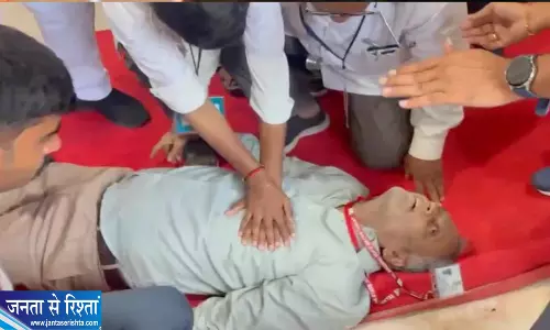 तेलंगाना में दिल दहला देने वाली घटना मंत्री के प्रयास भी नहीं बचा पाए PS की जिंदगी तेलंगाना में दिल दहला देने वाली घटना मंत्री के प्रयास भी नहीं बचा पाए PS की जिंदगी