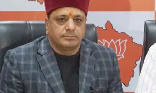 Dehradun: कांग्रेस के प्रदर्शन पर मनवीर चौहान का हमला, मुख्यमंत्री आवास घेराव को बताया फ्लॉप