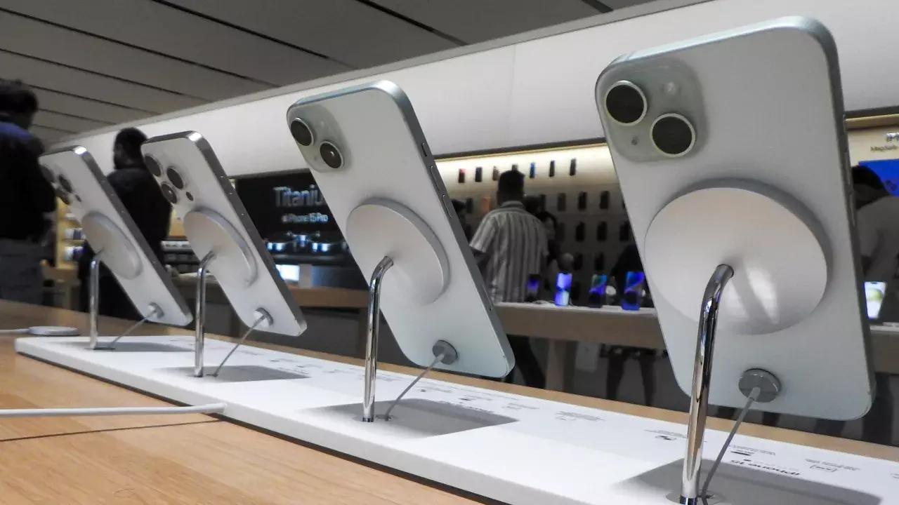 Apple का फोल्डेबल दांव: भारतीय मार्केट में 24% हिस्सेदारी पर नजर