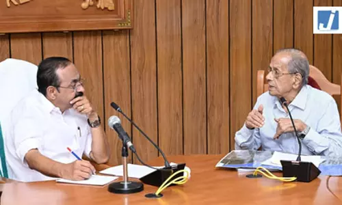 केरल के विकास प्रोजेक्ट्स पर ‘मेट्रो मैन’ ई. श्रीधरन से मिले मुख्यमंत्री वी. डी. सतीशन