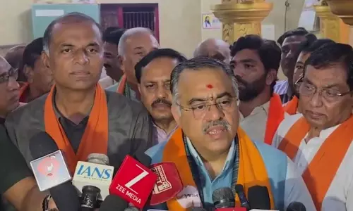 गुरु रविदास जयंती समारोह को लेकर बोले तरुण चुघ, देशभर में हो रहे विशेष कार्यक्रम गुरु रविदास जयंती समारोह को लेकर बोले तरुण चुघ, देशभर में हो रहे विशेष कार्यक्रम
