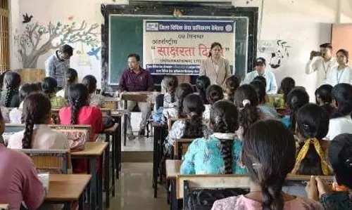 अंतर्राष्ट्रीय साक्षरता दिवस पर विधिक जागरूकता शिविरों का आयोजन