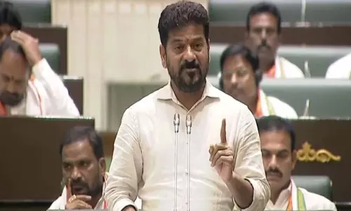 तेलंगाना विधानसभा में BRS MLCs के बयान पर बवाल, KCR से माफी की मांग