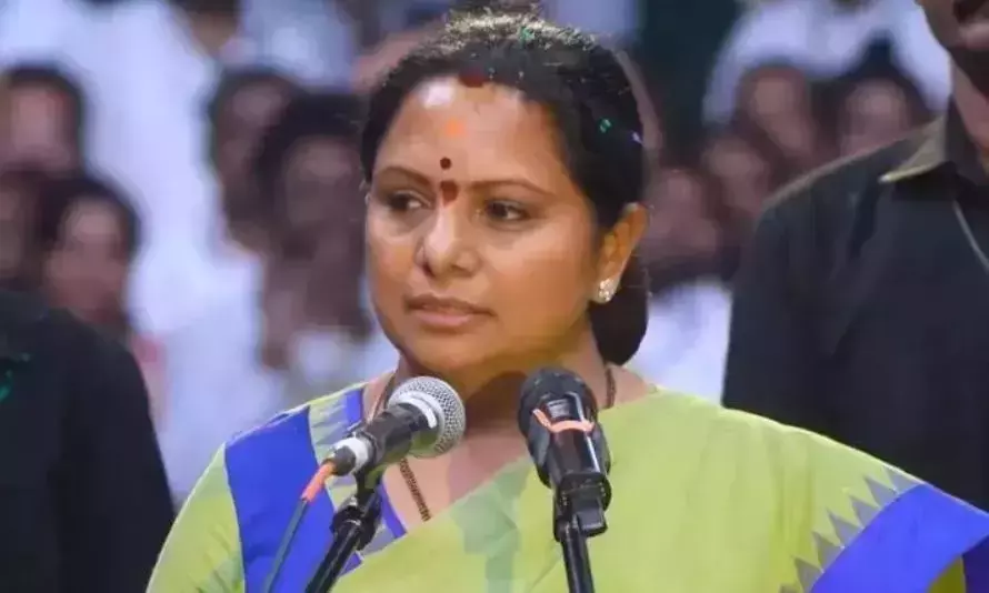 फीस रिइम्बर्समेंट की बकाया राशि का तुरंत भुगतान करें: कविता फीस रिइम्बर्समेंट की बकाया राशि का तुरंत भुगतान करें: कविता