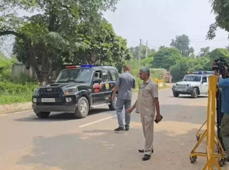 गुरुग्राम जेल पहुंचे मान-केजरीवाल, अरोड़ा से मिले गुरुग्राम जेल पहुंचे मान-केजरीवाल, अरोड़ा से मिले