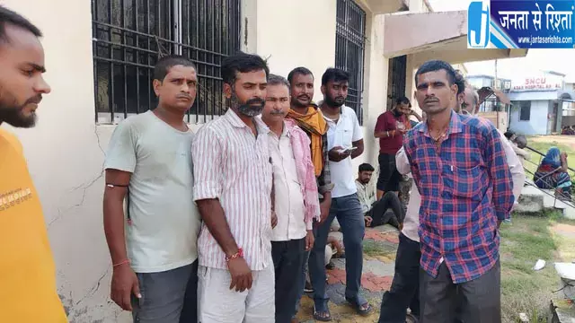 कुर्था बस हादसे के 8 दिन बाद मिला चालक का शव, पानी भरे पईन से बरामद हुई लाश कुर्था बस हादसे के 8 दिन बाद मिला चालक का शव, पानी भरे पईन से बरामद हुई लाश