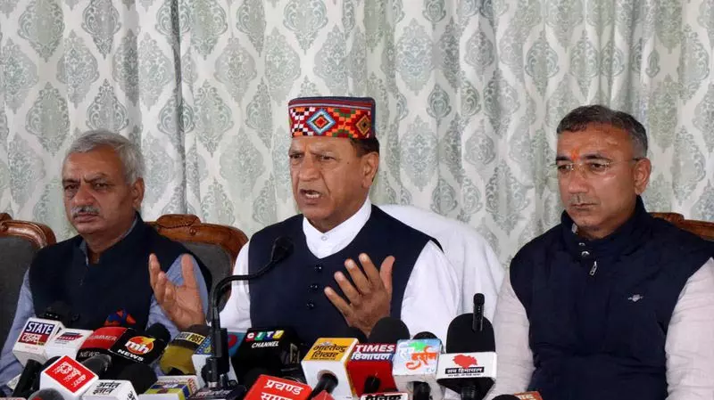 हिमाचल में बीजेपी का सेवा संकल्प अभियान हिमाचल में बीजेपी का सेवा संकल्प अभियान