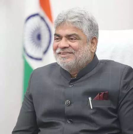 महिला विधायकों से दुर्व्यवहार पर तेलंगाना विधानसभा स्पीकर सख्त, रिपोर्ट के बाद कार्रवाई होगी महिला विधायकों से दुर्व्यवहार पर तेलंगाना विधानसभा स्पीकर सख्त, रिपोर्ट के बाद कार्रवाई होगी