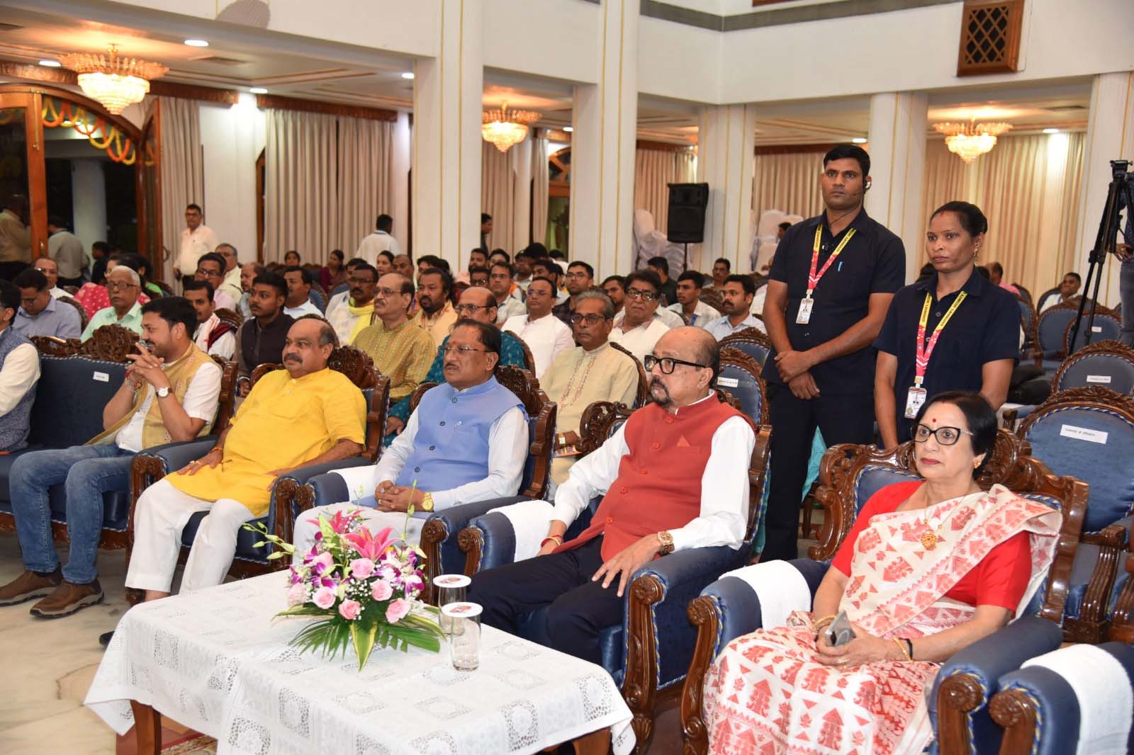 भारत रत्न डॉ. भूपेन हजारिका की जन्मशताब्दी पर लोक भवन में सांस्कृतिक संध्या