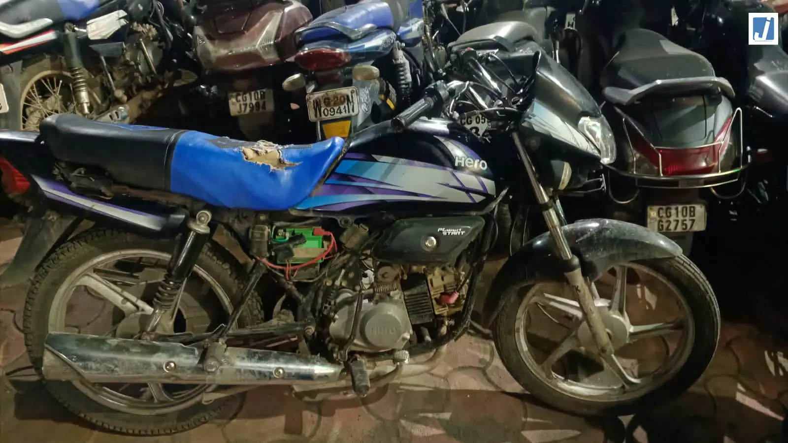 घूमने गए थे औरापानी, लौटे तो गायब मिली बाइक; पुलिस ने ऐसे सुलझाया मामला घूमने गए थे औरापानी, लौटे तो गायब मिली बाइक; पुलिस ने ऐसे सुलझाया मामला