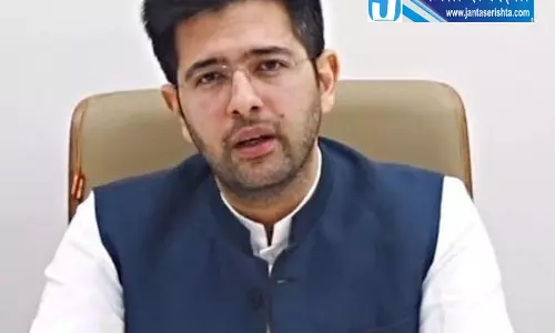 Delhi AAP के आरोपों पर राघव चड्ढा का पलटवार