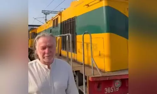 प्रधानमंत्री अल्बनीज की सलाह मानकर ट्रेन से चंडीगढ़ पहुंचे ऑस्ट्रेलियाई उच्चायुक्त फिलिप ग्रीन प्रधानमंत्री अल्बनीज की सलाह मानकर ट्रेन से चंडीगढ़ पहुंचे ऑस्ट्रेलियाई उच्चायुक्त फिलिप ग्रीन