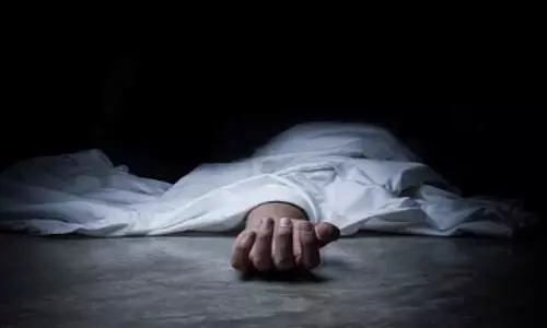 गेस्ट हाउस में हादसा: 54 वर्षीय शख्स की फिसलकर मौत