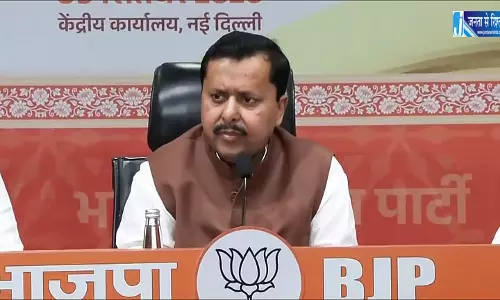 पीएम मोदी के सार्वजनिक जीवन के 25 साल पूरे होने पर BJP का ‘सेवा संकल्प’ अभियान पीएम मोदी के सार्वजनिक जीवन के 25 साल पूरे होने पर BJP का ‘सेवा संकल्प’ अभियान