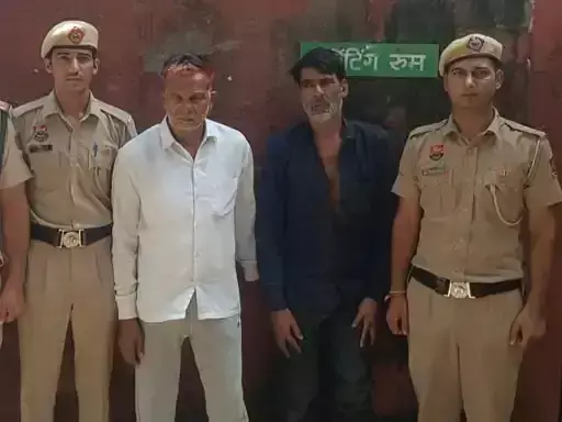 Palwal: तीन गोवंश को आई-20 में भरकर ले जा रहे थे तस्कर, दो गिरफ्तार