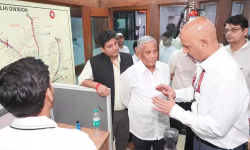 रेल राज्य मंत्री वी सोमन्ना ने दिल्ली डिवीजन की व्यवस्थाओं का लिया जायजा रेल राज्य मंत्री वी सोमन्ना ने दिल्ली डिवीजन की व्यवस्थाओं का लिया जायजा