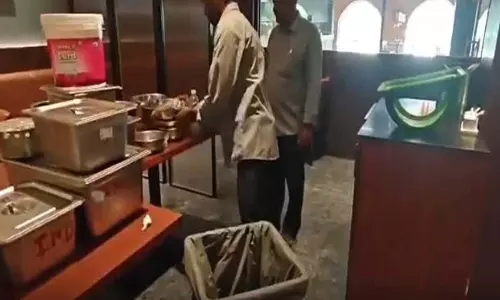 TG SAFE ने कुकटपल्ली में 5 फ़ूड दुकानों के लाइसेंस सस्पेंड किए