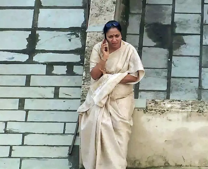 इमारत हादसे के पीड़ितों को CM का भरोसा इमारत हादसे के पीड़ितों को CM का भरोसा