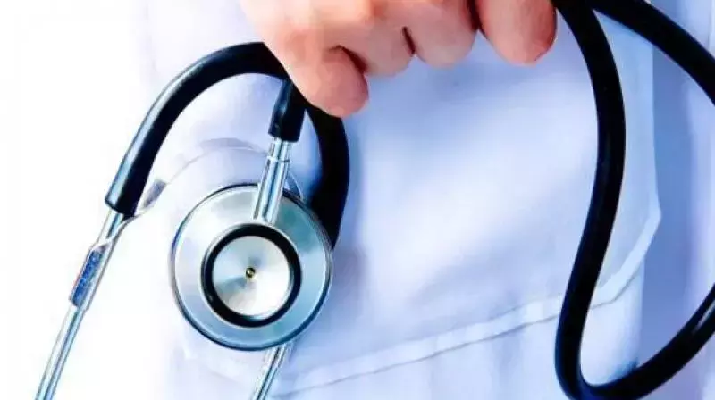 डॉक्टरों ने प्रस्तावित NMR के साथ रजिस्ट्रेशन और मॉनिटरिंग से जुड़ी समस्याओं की ओर इशारा किया डॉक्टरों ने प्रस्तावित NMR के साथ रजिस्ट्रेशन और मॉनिटरिंग से जुड़ी समस्याओं की ओर इशारा किया