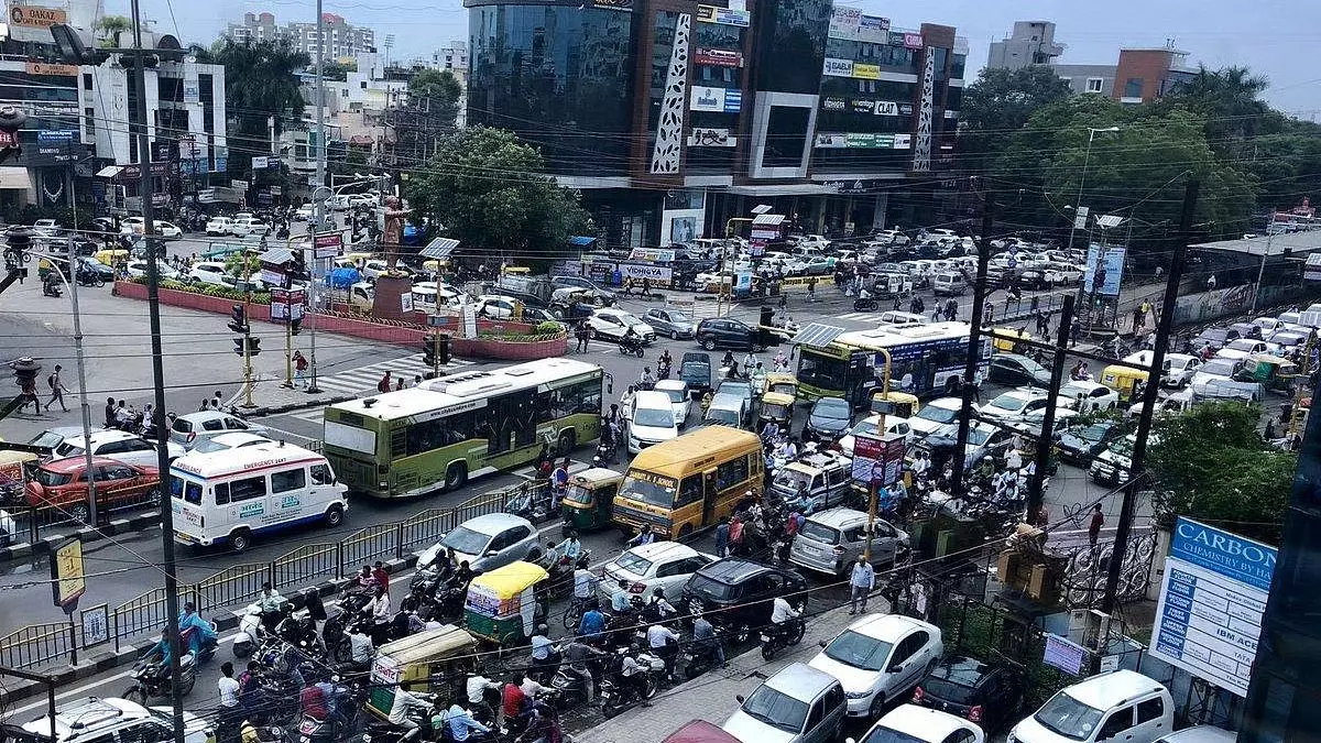 दावों के बावजूद नहीं सुधरी ट्रैफिक व्यवस्था दावों के बावजूद नहीं सुधरी ट्रैफिक व्यवस्था