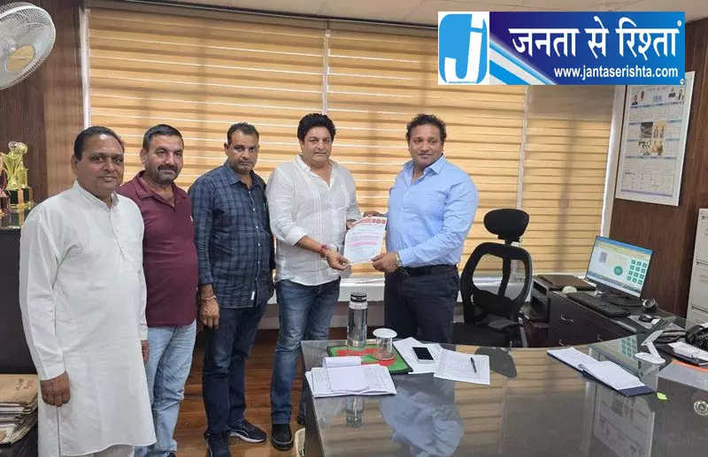 Sirsa में आढ़तियों ने बिजली व्यवस्था सुधारने की मांग Sirsa में आढ़तियों ने बिजली व्यवस्था सुधारने की मांग